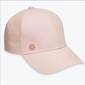 Gaiam Cruiser Breathable Sol Hat Women’s Fit Pink